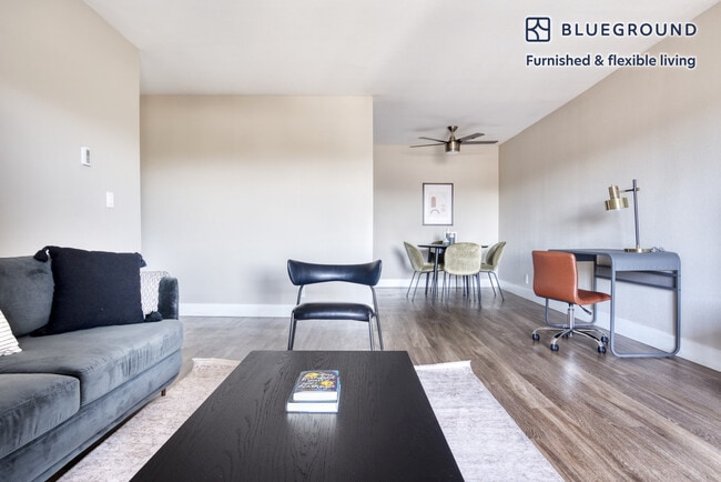 600 Edgewater Blvd in Foster City, CA - Building Photo - Building Photo