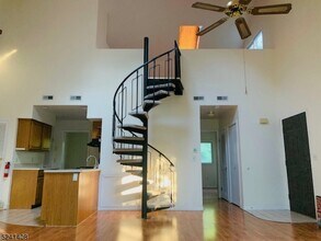 8 Augusta Dr in Vernon, NJ - Building Photo - Building Photo