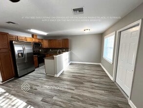 148 Carol Susan Ln in Fort Pierce, FL - Foto de edificio - Building Photo