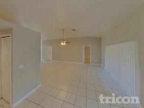 184 Jennifer Dr in Rotonda West, FL - Building Photo - Building Photo