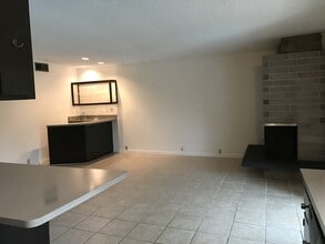 4217 American River Dr in Sacramento, CA - Building Photo - Building Photo