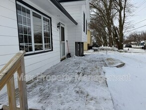 205 2nd St NW in Bondurant, IA - Building Photo - Building Photo