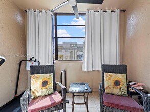 10641 SW 108th Ave, Unit 2E in Miami, FL - Building Photo - Building Photo