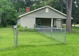 606 6th Ave in Selma, AL - Foto de edificio - Building Photo