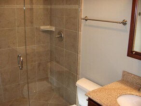 450 Green Bay Rd in Kenilworth, IL - Building Photo - Building Photo