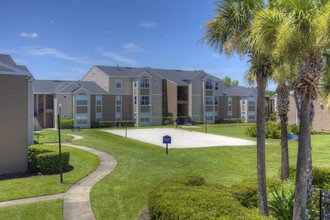 Bella Capri in Orlando, FL - Building Photo - Building Photo