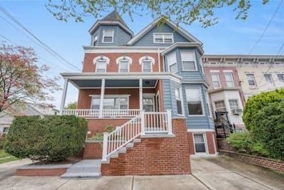 property at 146 Avenue C