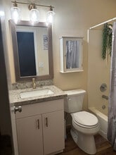 600 S 2nd St, Unit B in Rio Vista, CA - Building Photo - Building Photo