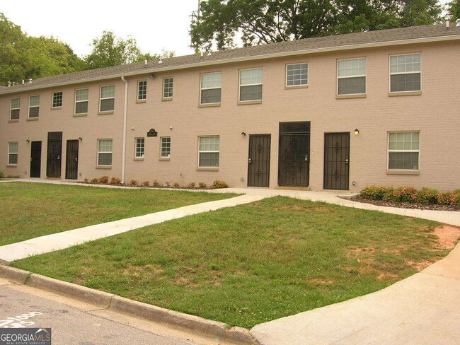 260 Elm St NW in Atlanta, GA - Building Photo - Building Photo