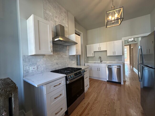 1513 N California Ave in Chicago, IL - Building Photo - Building Photo