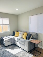 3410 Chamoune Ave in San Diego, CA - Building Photo - Building Photo