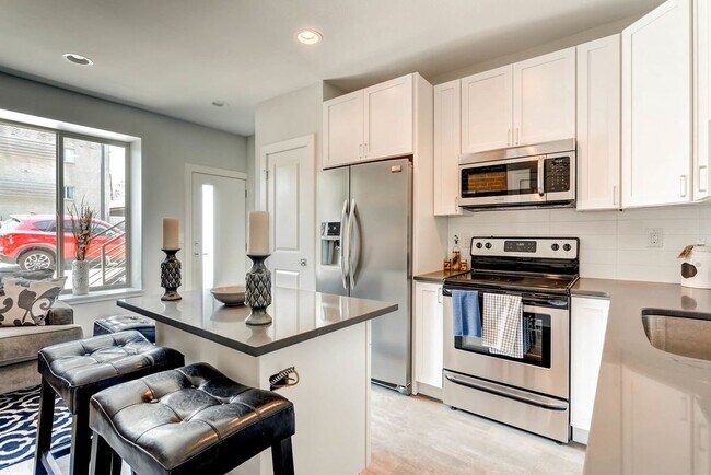 property at 3108 Vallejo St