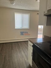 1303 Coffman St in Longmont, CO - Building Photo - Building Photo