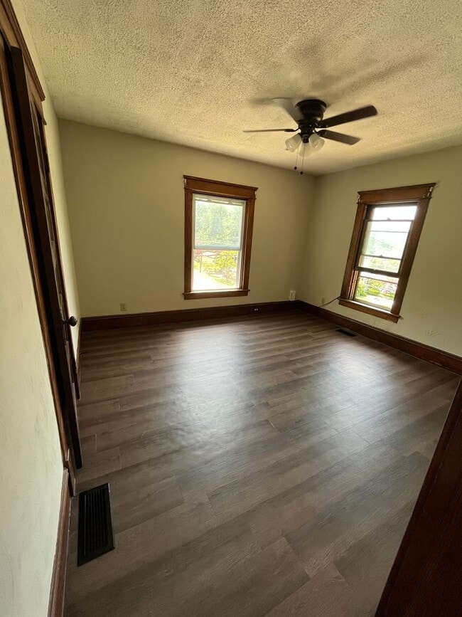 549 Pine St in Meadville, PA - Building Photo - Building Photo