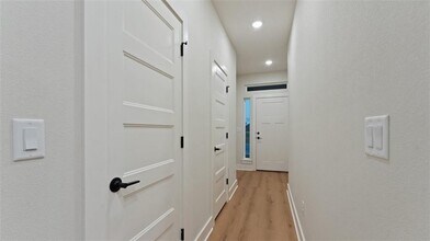 1861 Lapis Ave in Centerton, AR - Building Photo - Building Photo