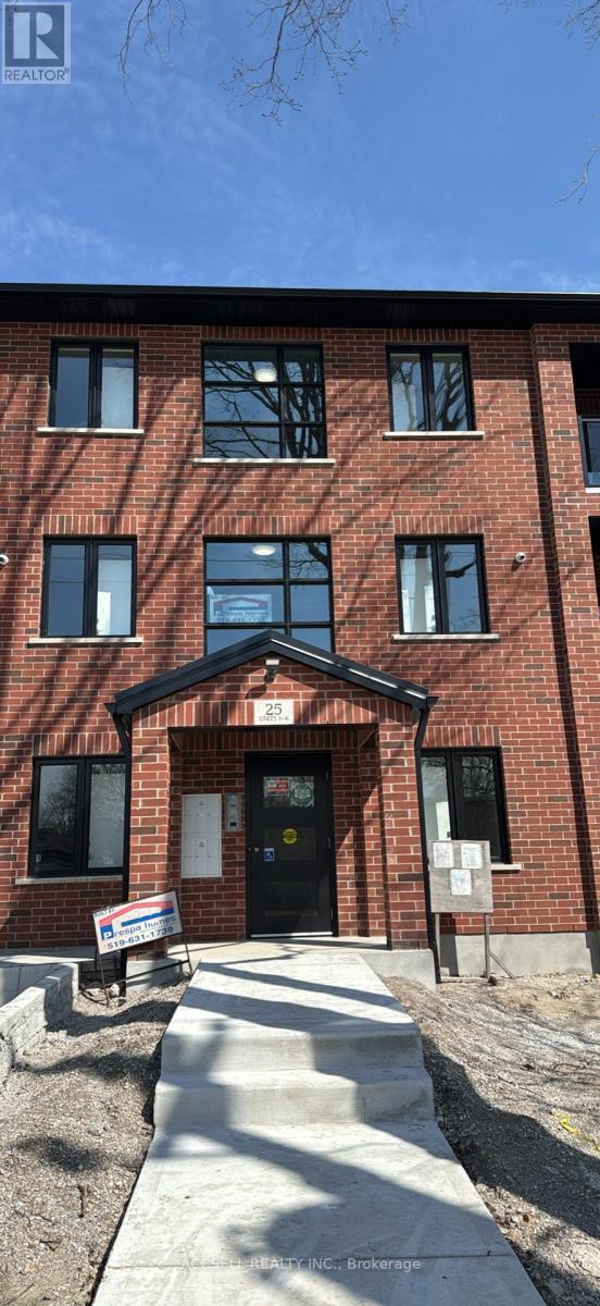 25 Alexandria Ave