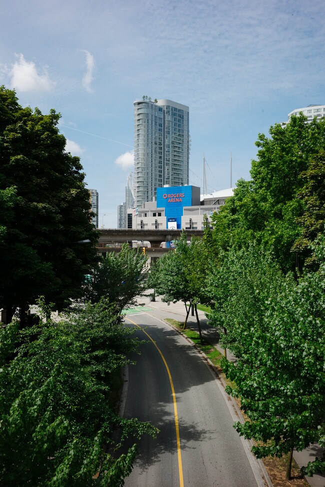 Aquilini Centre - South in Vancouver, BC - Building Photo - Building Photo