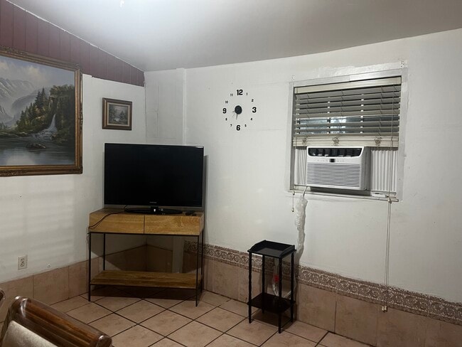 150 NW 58th Ave in Miami, FL - Building Photo - Building Photo