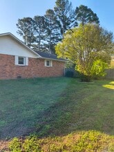 1202 Rickwood Rd in Florence, AL - Building Photo - Building Photo