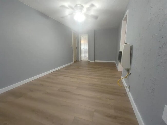 1013 Elm Ave in Yukon, OK - Building Photo - Building Photo