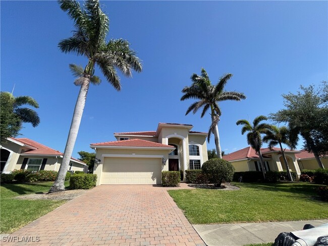 2427 Ashbury Cir in Cape Coral, FL - Foto de edificio - Building Photo