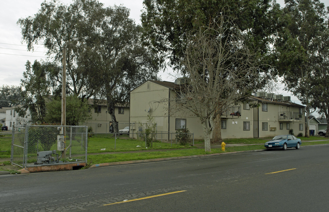 414 S G St in Madera, CA - Foto de edificio