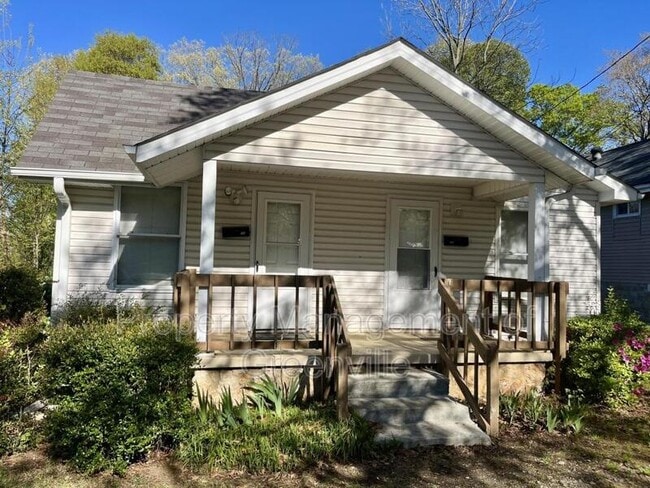 property at 7 Darwin Ave