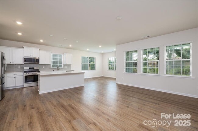 194 White Apple Wy in Statesville, NC - Building Photo - Building Photo