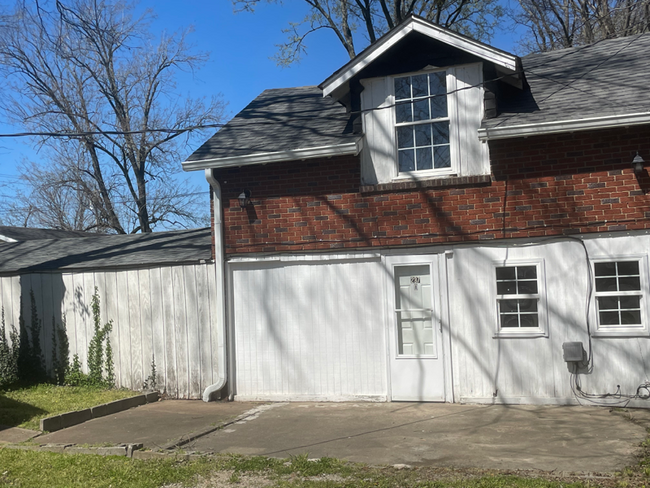 237 University Ave in Lebanon, TN - Building Photo - Building Photo