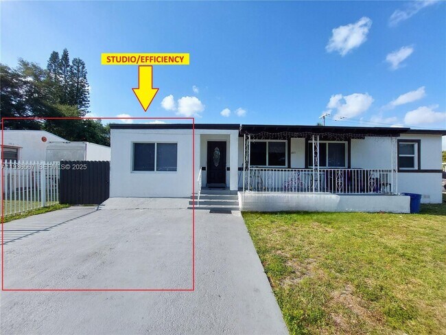 1011 NW 145th St in Miami, FL - Building Photo - Building Photo