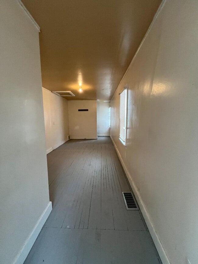 1723 Maine St in Saginaw, MI - Building Photo - Building Photo