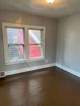 6691 Barton St in Detroit, MI - Building Photo - Building Photo