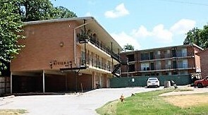 1611 Riverside Dr in Tulsa, OK - Foto de edificio