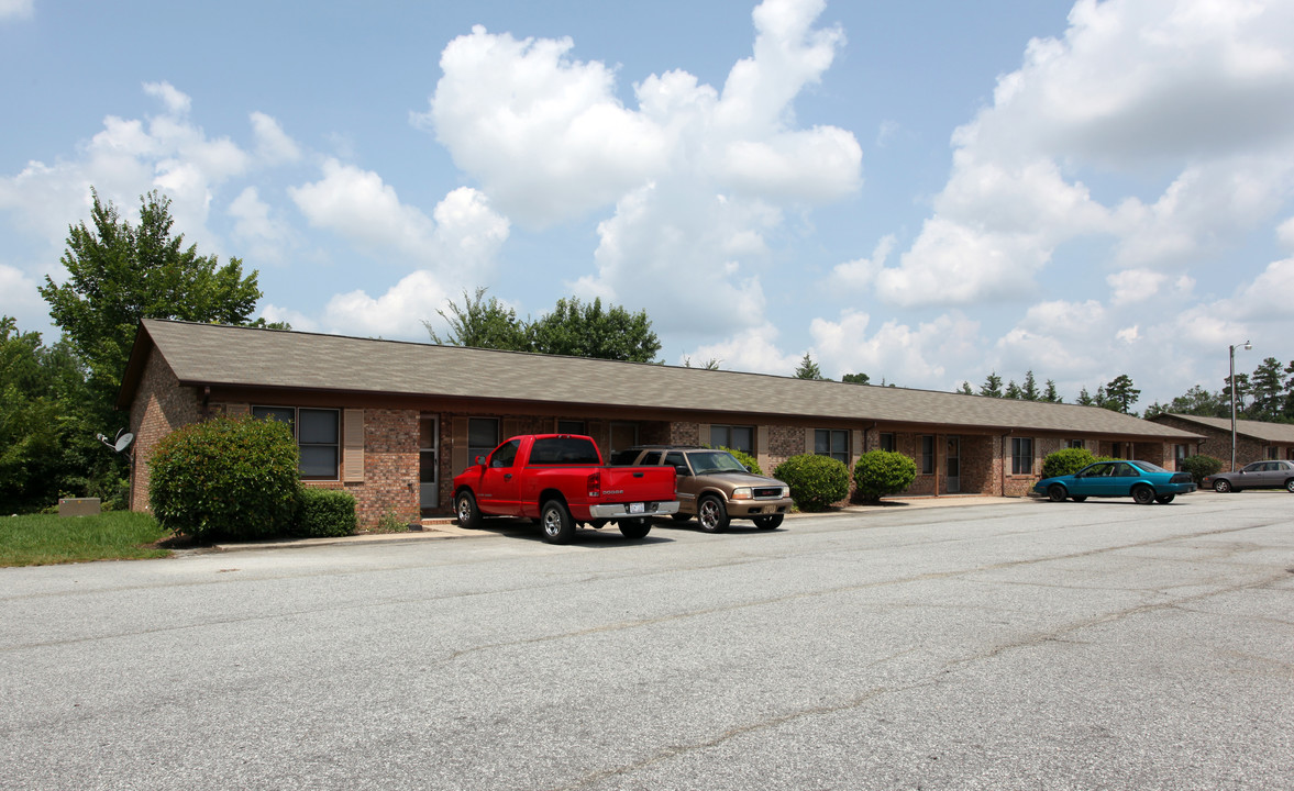 Eden Terrace Apartments in Archdale, NC - Building Photo