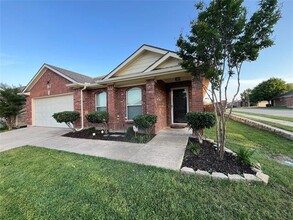 3800 Palm Dr in Fort Worth, TX - Building Photo - Building Photo