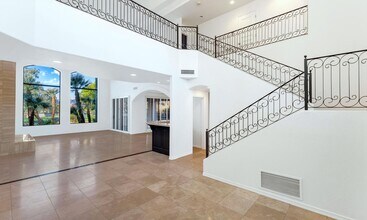 7878 E Gainey Ranch Rd in Scottsdale, AZ - Building Photo - Building Photo