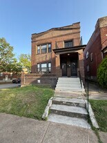 5200 Devonshire Ave, Unit 2F in St. Louis, MO - Building Photo