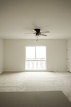 Oak Hill Apartments in Richmond, KY - Building Photo - Building Photo