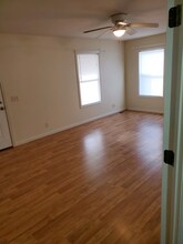 469 Berea Church Rd in Hendersonville, NC - Foto de edificio - Building Photo