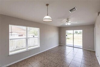 2130 NE 8th Pl in Cape Coral, FL - Building Photo - Building Photo