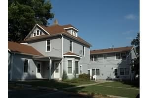 429 E 7th in Newton, IA - Building Photo