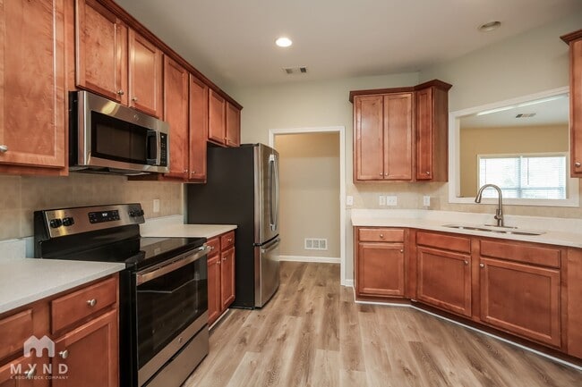 3485 Bridle Brook Dr NE in Auburn, GA - Building Photo - Building Photo