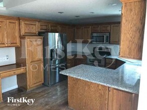 17235 W 156th Terrace in Olathe, KS - Building Photo - Building Photo