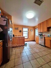1621 Rodeo Dr in Virginia Beach, VA - Building Photo - Building Photo