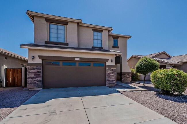 2177 S 88th Ave in Tolleson, AZ - Foto de edificio - Building Photo