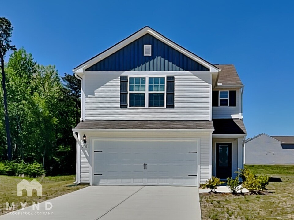 250 Royal Mdw Dr in Angier, NC - Building Photo