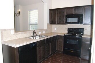 359 Orbit Dr in Lavon, TX - Building Photo - Building Photo