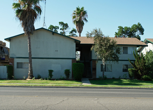 2029 W Shields Ave in Fresno, CA - Building Photo - Building Photo