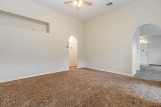 22842 Marsh Wren Dr in Land O Lakes, FL - Building Photo - Building Photo