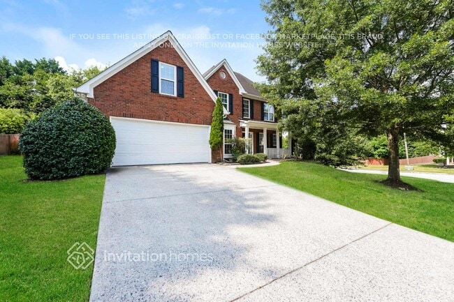 property at 1500 Farmlake Dr SE